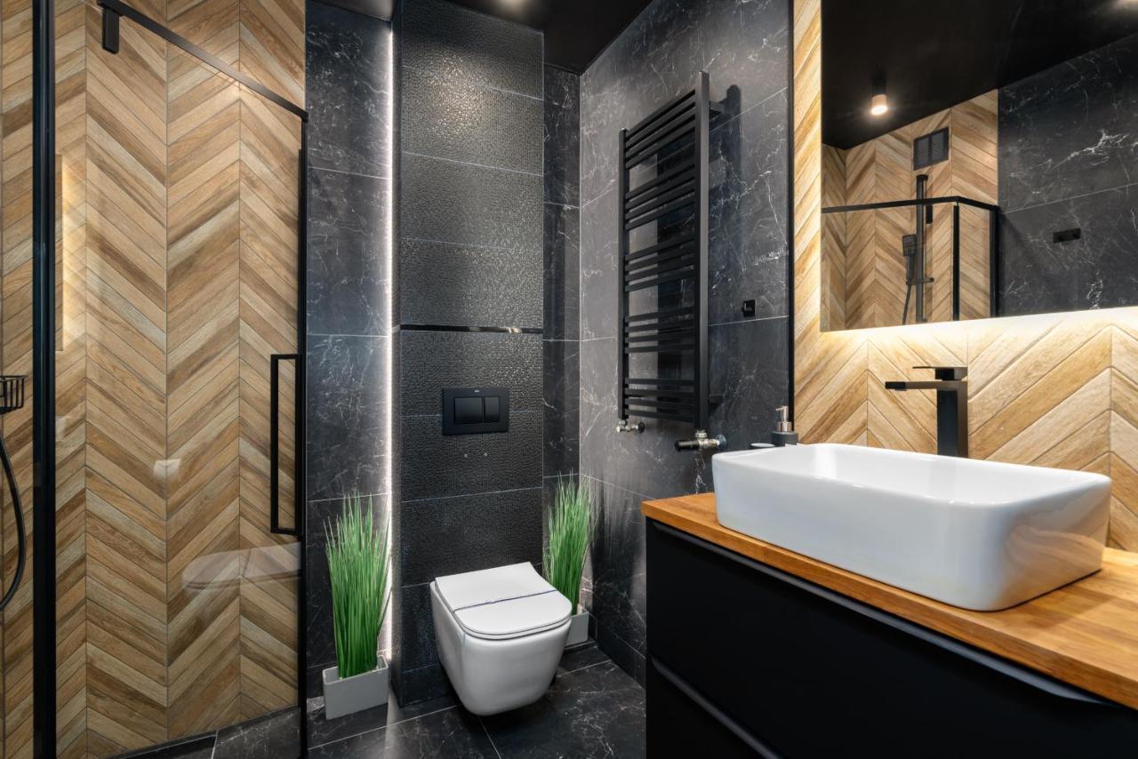 Modern Gorczynska & Parking & Balcony By Renters Prestige
